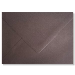 C6 enveloppen Chocolade Bruin
